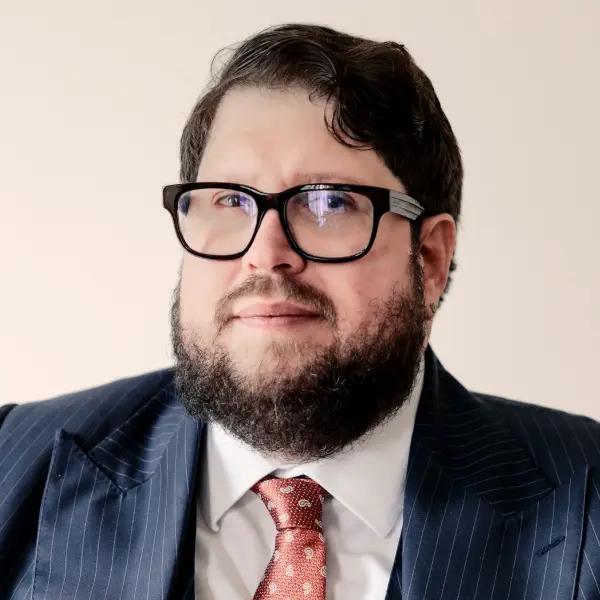Dr. Aquiles Castro